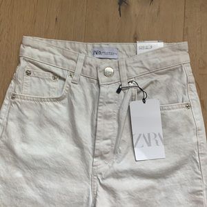 NWT! women’s zara beige jeans